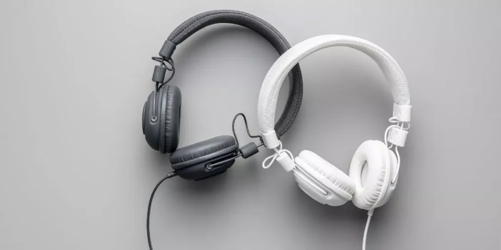 Are Wired Headphones Making a Comeback? Are Wired Headphones Making a Comeback?