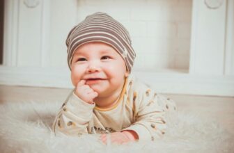 Practical Tips for Dressing Your Baby Comfortably